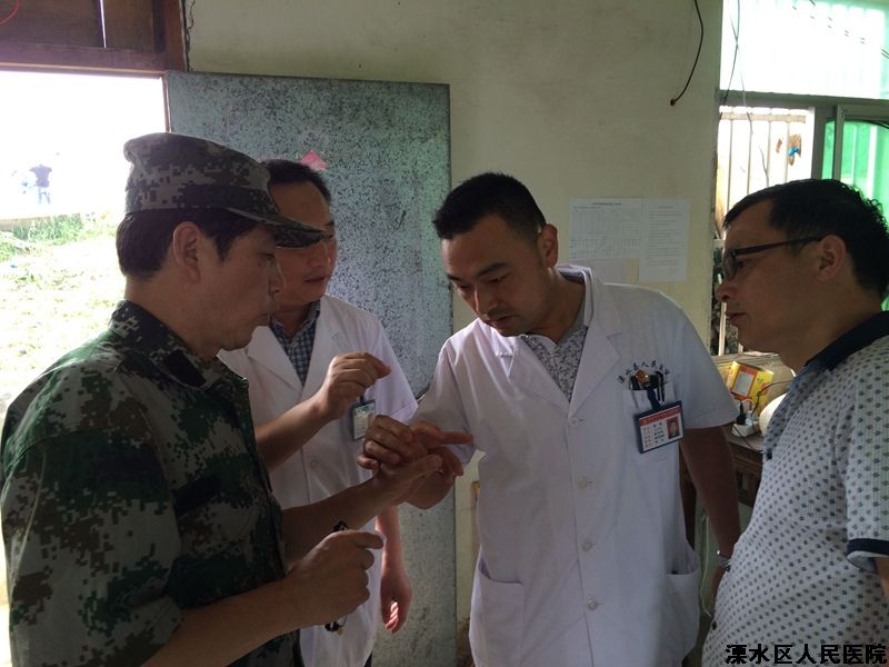 防汛我们也要出份力,溧医人深入抗洪一线慰问防汛人员