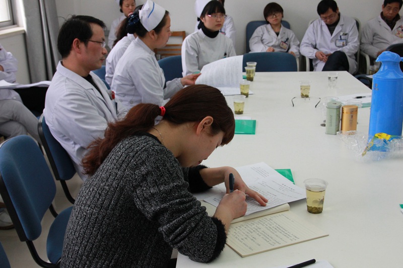 我院第五届二次职工代表暨工会会员代表大会胜利闭幕