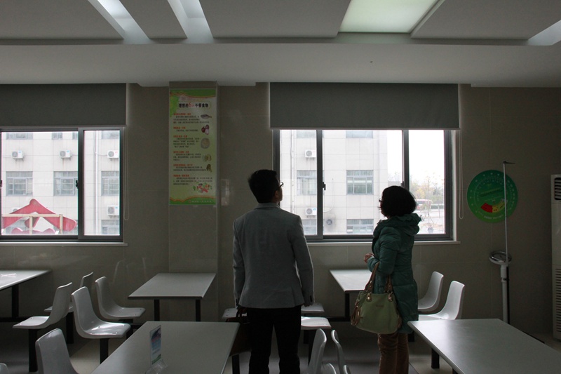 我院食堂接受全民健康生活方式示范食堂验收