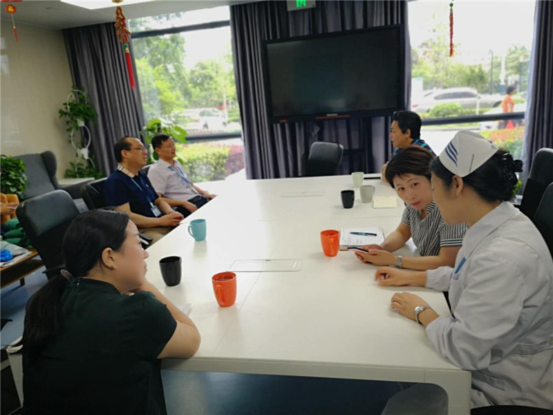 区人民医院至溧阳市人民医院参观调研集中消毒供应.jpg