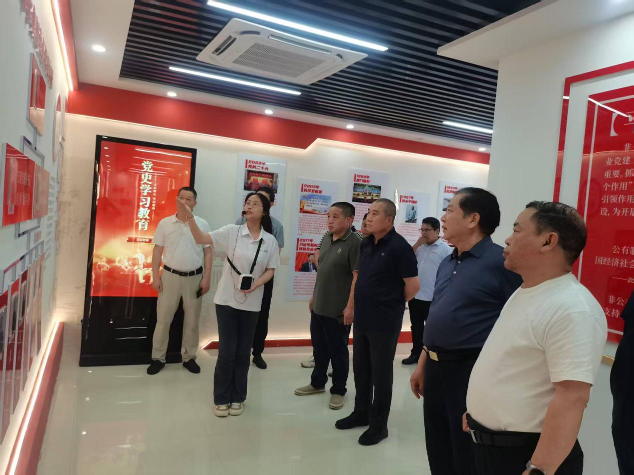 宁晋县电缆企业赴我市考察交流 共谱产业发展新篇章